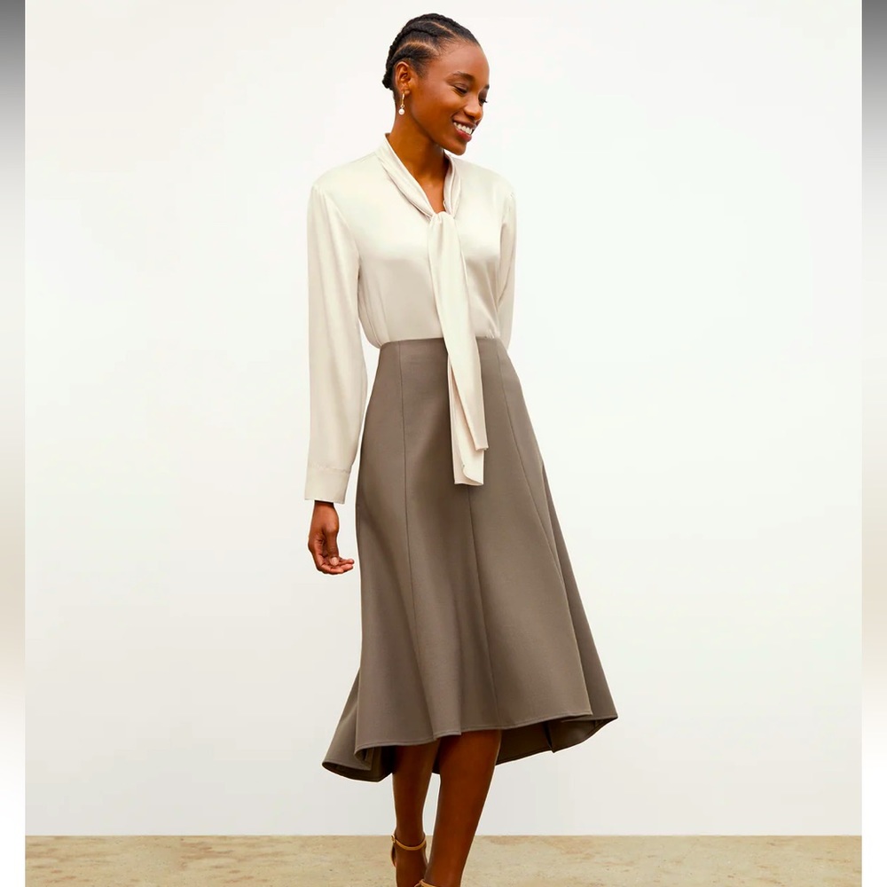👸🏻MM Lafleur The Melrose Skirt in Mink